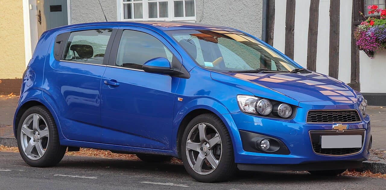 Chevrolet Aveo o modello simile