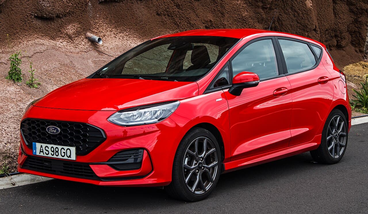 Ford Fiesta o modello simile