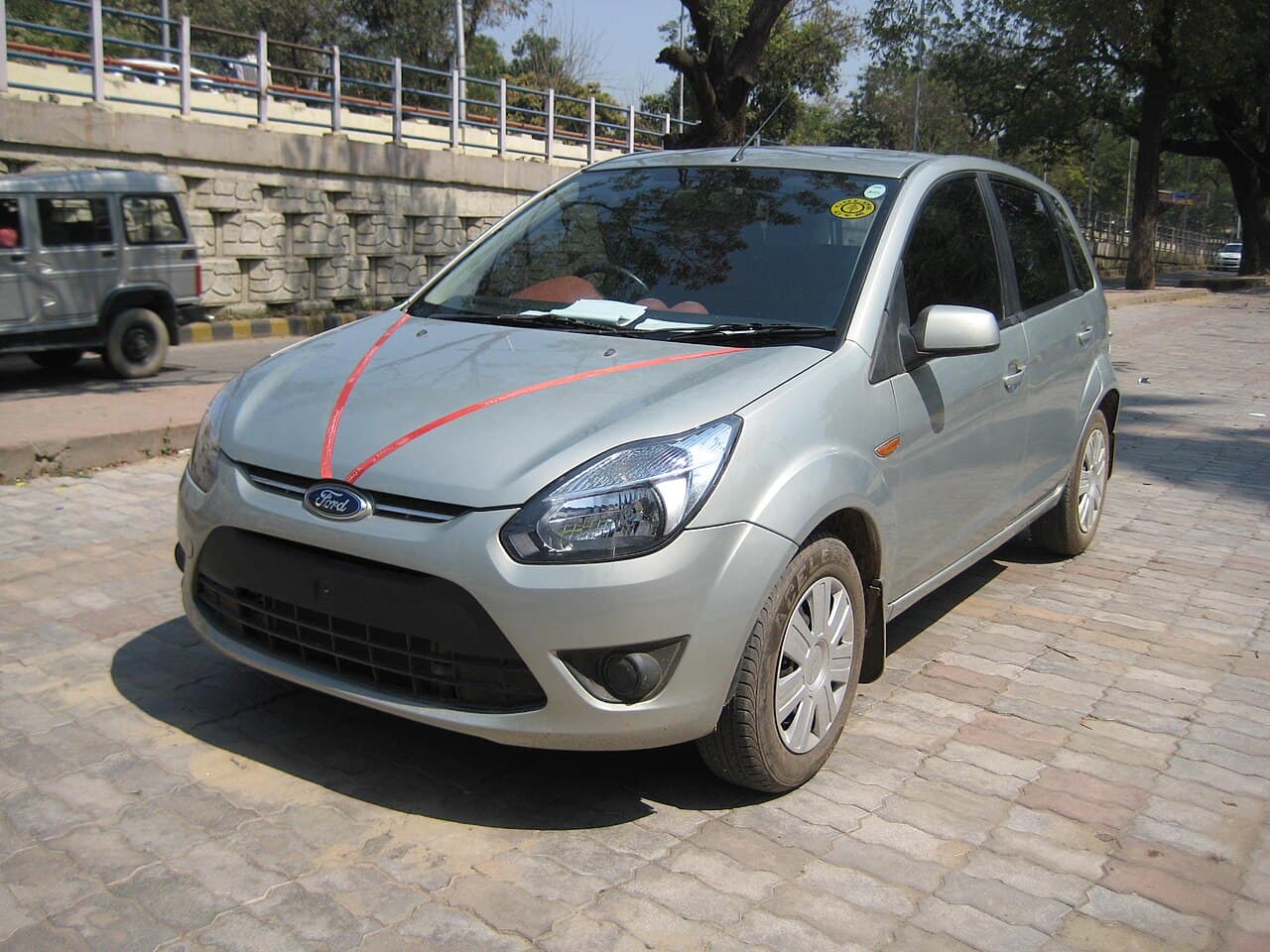Ford Figo o modello simile